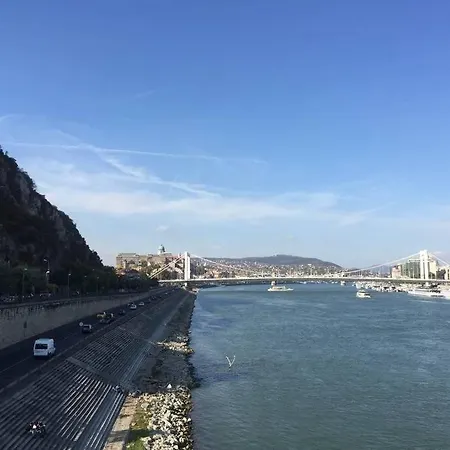 Gellert Hill Apartamento Budapest